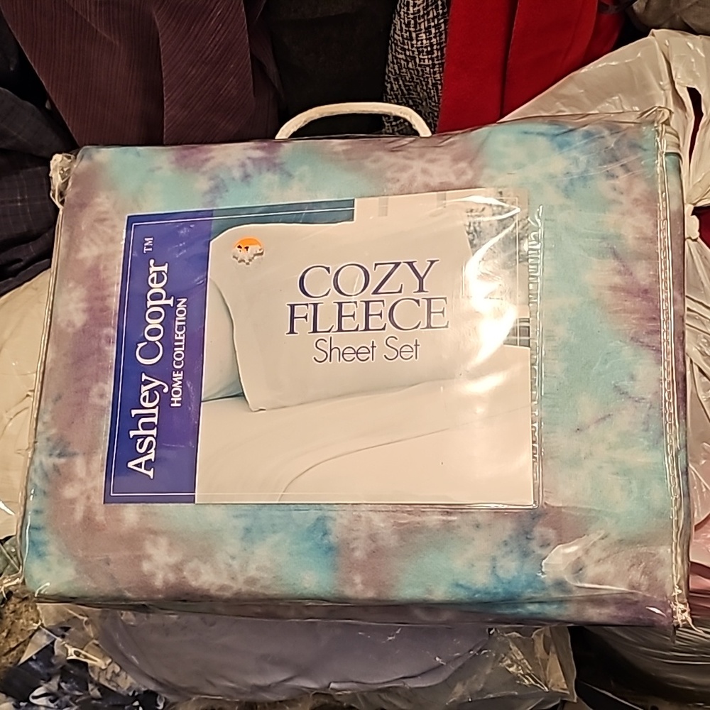 Ashley Cooper cozy fleece sheet set